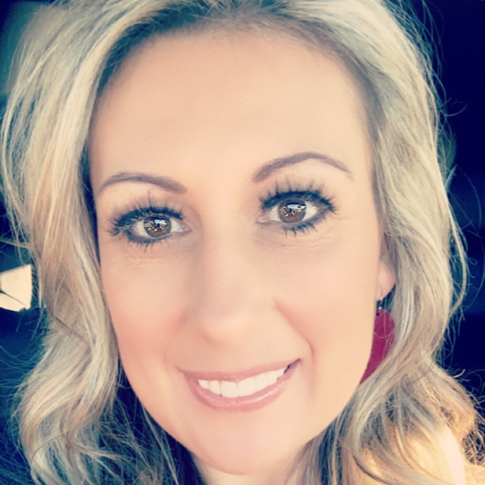 Meet your Posher, Jennifer